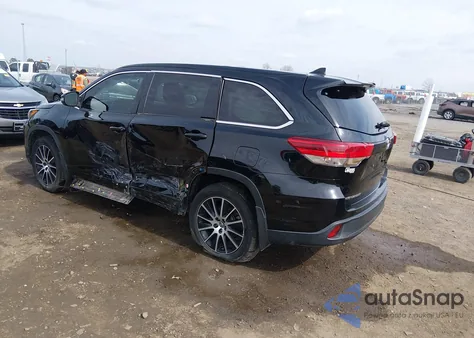 2017 Toyota Highlander Se/Xle z USA, uszkodzony, nr VIN 5TDKZRFH8HS518284